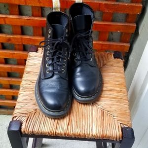 Vegan 1460 Black Dr Martens | 7.5US